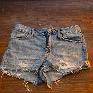 Universal Distressed Denim shorts size 4/27